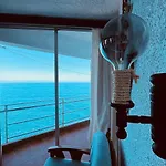Sea Lover's Nest * 로스 레알레호스