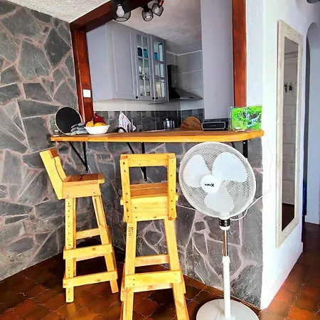 Sea Lover's Nest Apartmán *